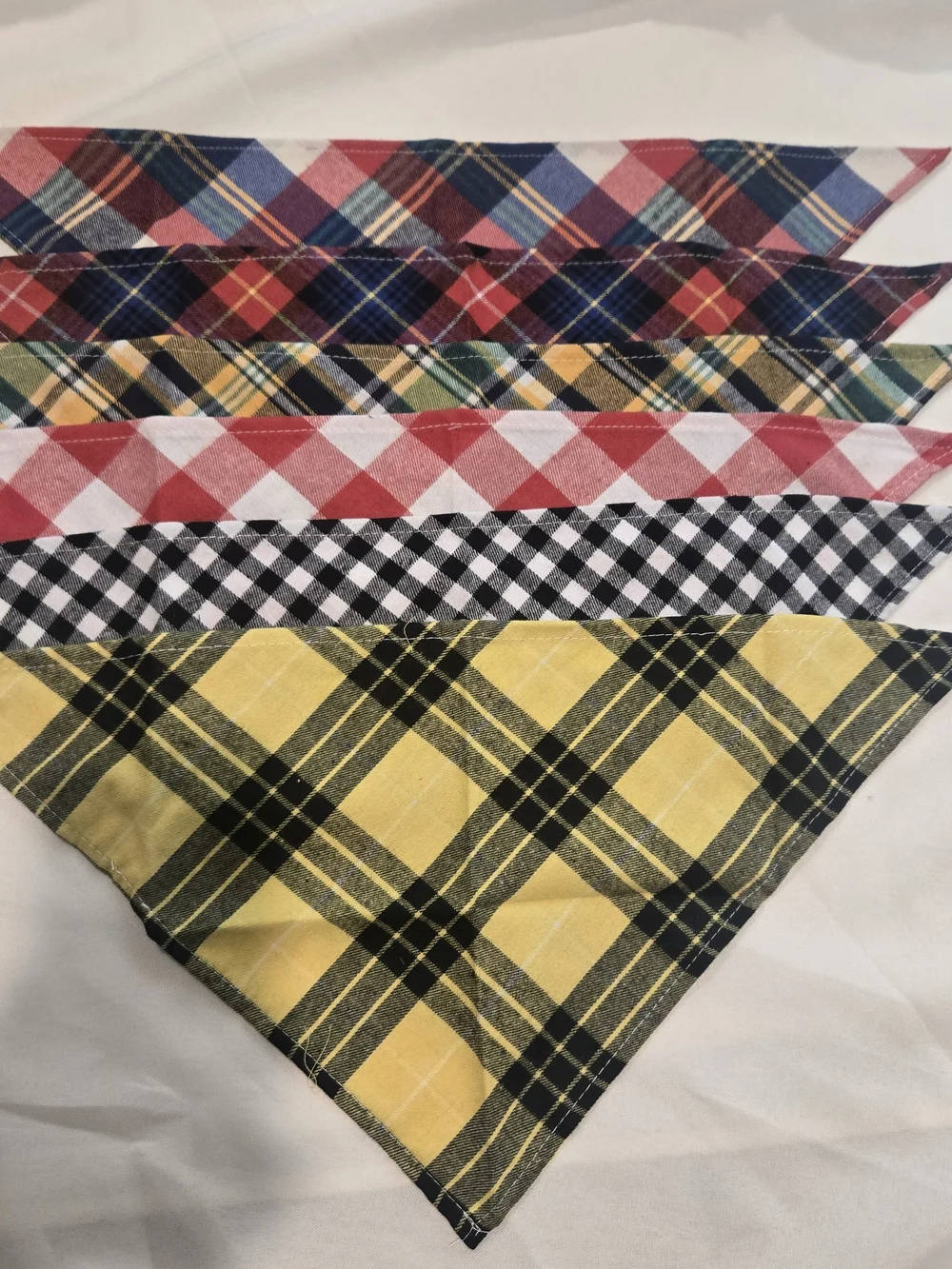 6 Pets Plaid Triangle Bandana Scarf - Yellow, Black, Red, Blue, Grn, Pnk / Human
